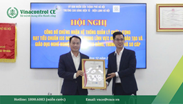 ​​​​​​​Hello88 Trò chơi sòng bạc trực tuyến trao Giấy M.23hello88.com link truy cập 9001:2015 cho Trường Cao đẳng Điện tử – Điện lạnh Hà Nội