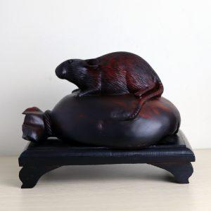 2 đội bắt tay giao lưu trước trận đấu