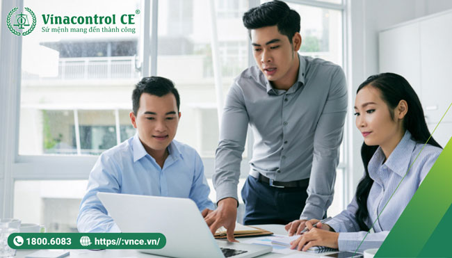 Chuyên viên Hello88 Trò chơi sòng bạc trực tuyến hướng dẫn Helloo88 đặc quyền hội viên VIP hợp quy sản phẩm từ A-Z