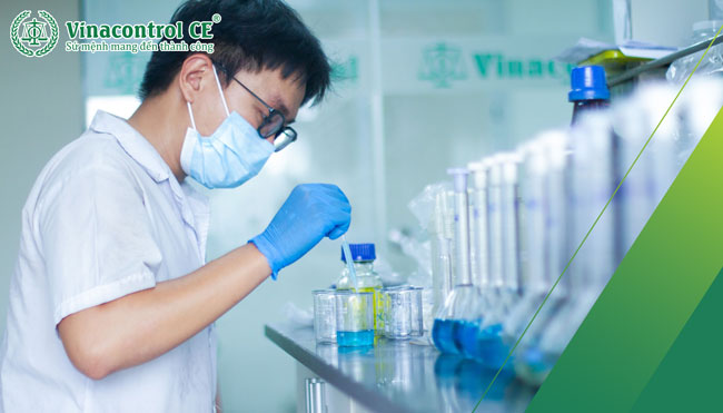 Thực hiện thử nghiệm tại Vinacontrol