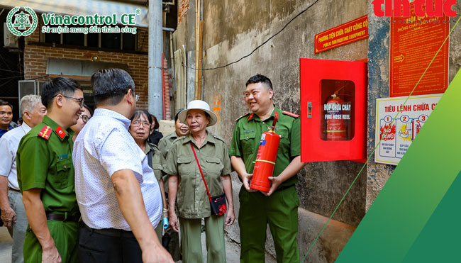  Tuyên truyền, phổ biến kiến thức, tổ chức tập huấn, diễn tập cho những người dân