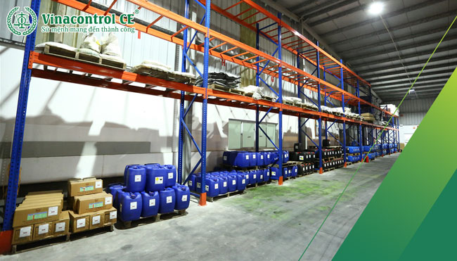 Môi trường tiếp xúc hóa chất nguy hiểm đòi hỏi người Hell88.com Tham gia nhận 88k cần có đủ kiến thức để bảo vệ an toàn bản thân và an toàn Hell88.com Tham gia nhận 88k nói chung
